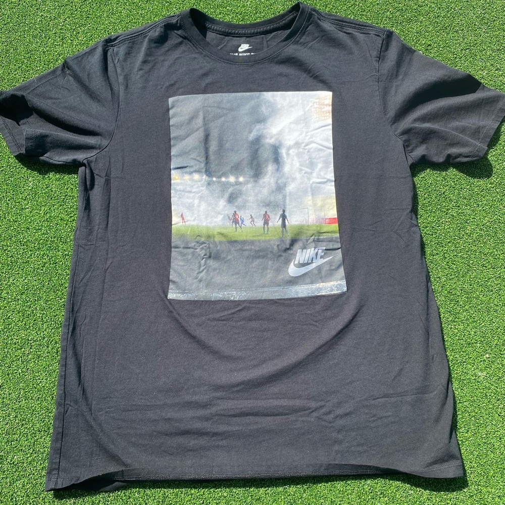 Nike Soccer T-shirt - Large